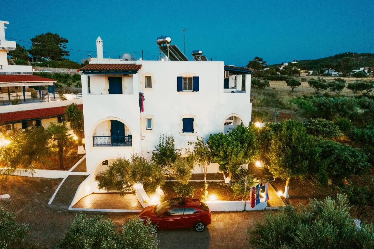 Theofilos Appartements Livadi  المظهر الخارجي الصورة