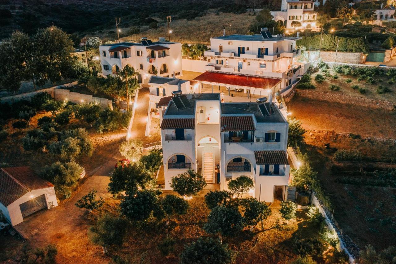 Theofilos Appartements Livadi  المظهر الخارجي الصورة