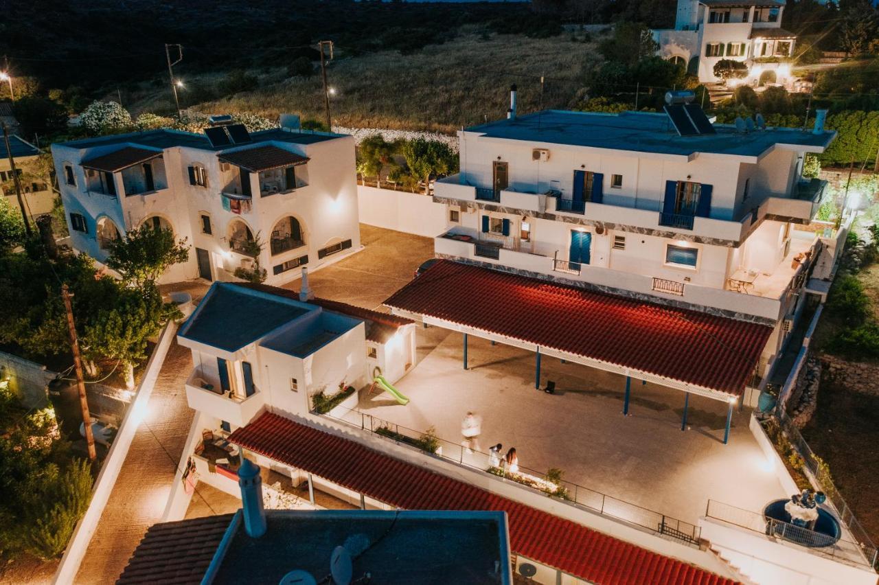 Theofilos Appartements Livadi  المظهر الخارجي الصورة