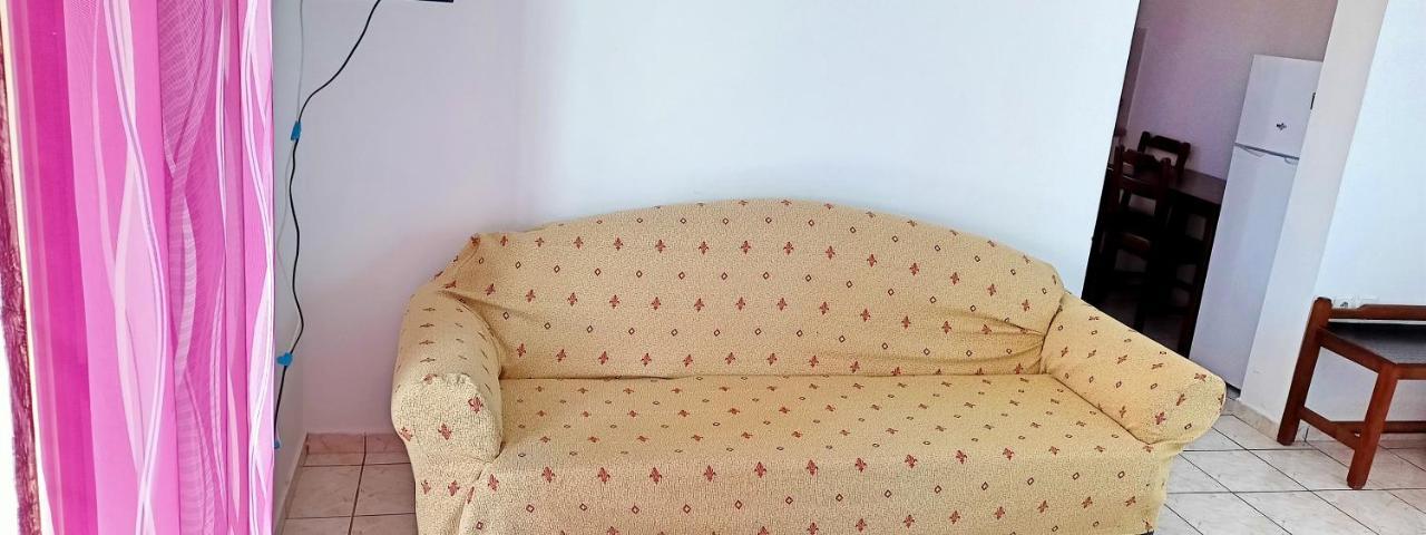 Theofilos Appartements Livadi  المظهر الخارجي الصورة