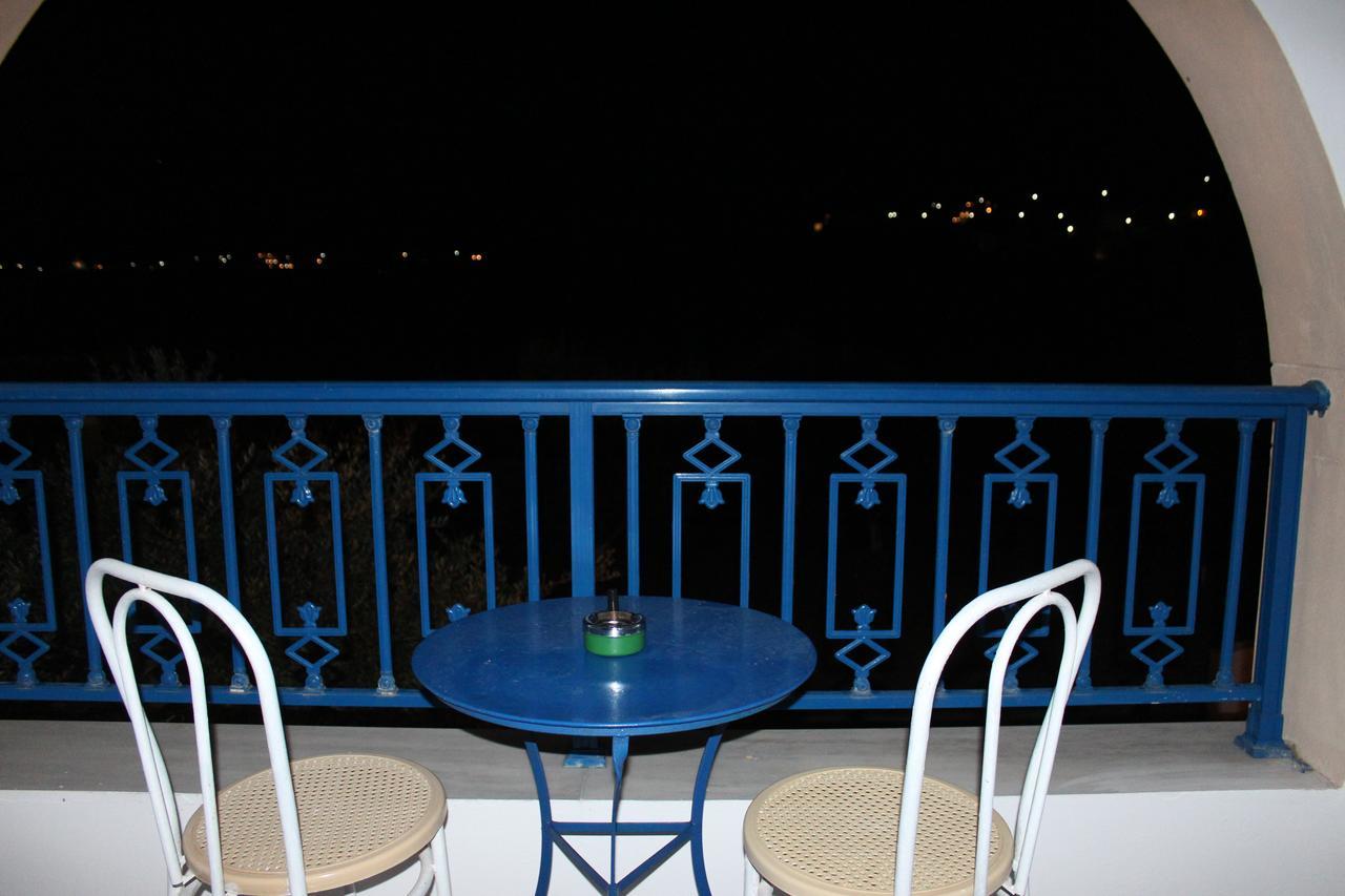 Theofilos Appartements Livadi  المظهر الخارجي الصورة