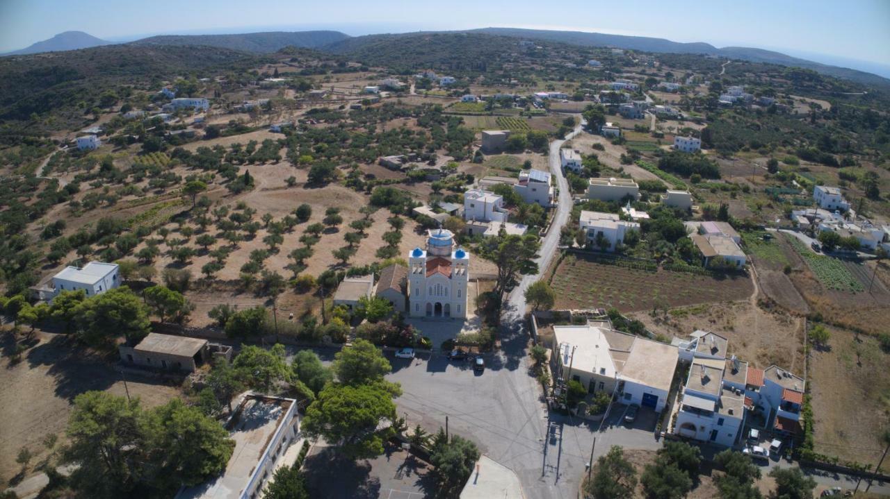 Theofilos Appartements Livadi  المظهر الخارجي الصورة